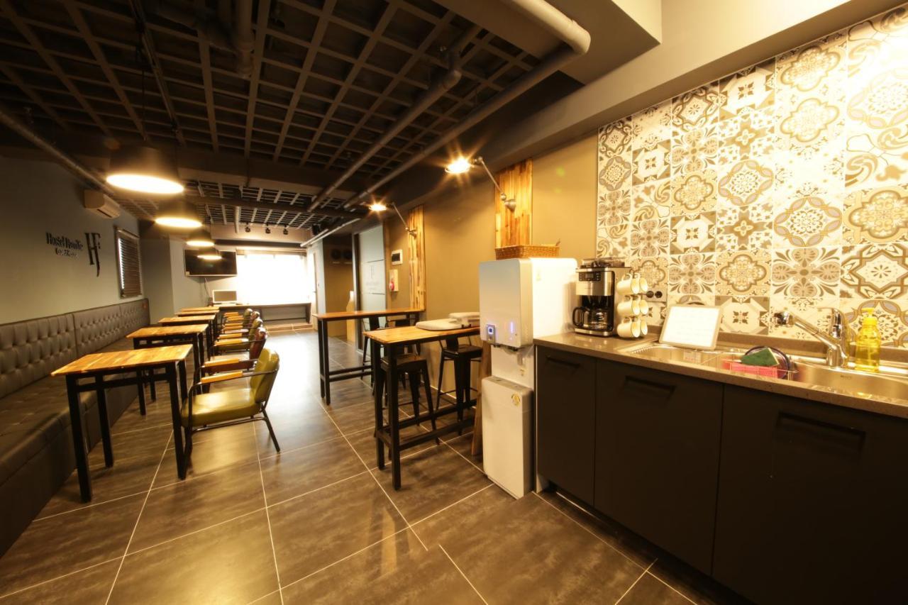 Hostel Familie Busan Station Esterno foto