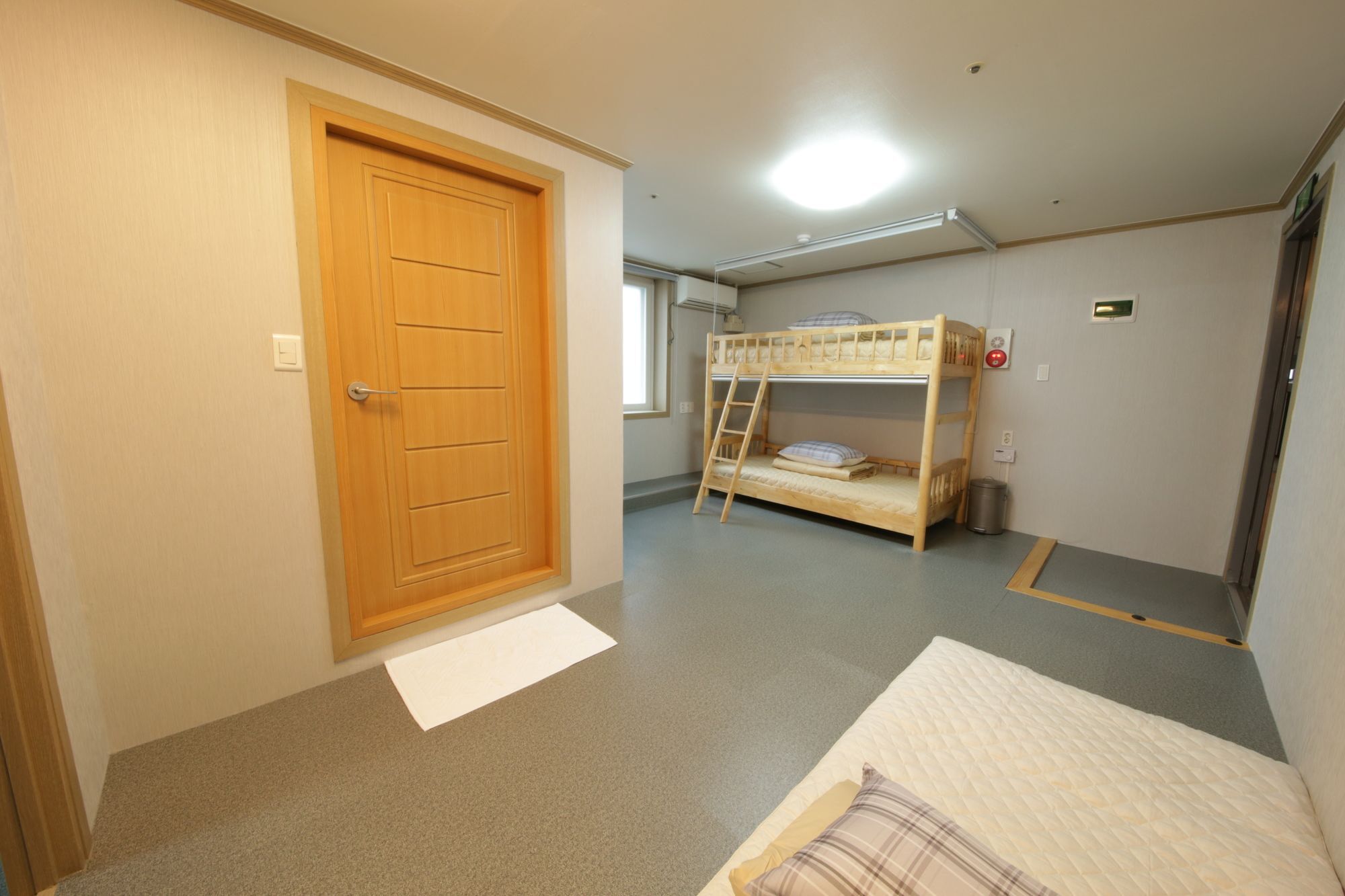Hostel Familie Busan Station Esterno foto